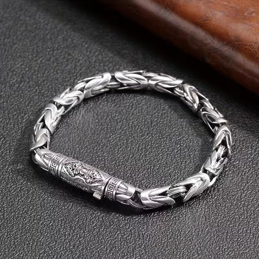 Bracelet Tressé à Pilon, Tendance Vintage et Élégance à la Mode